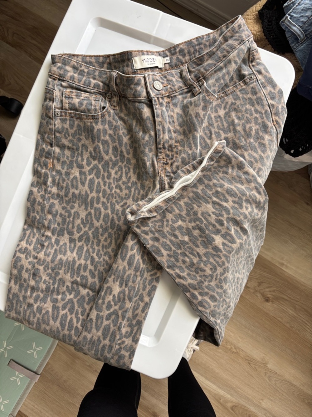 Leopard Print low rise Jeans in Taupe and Gray